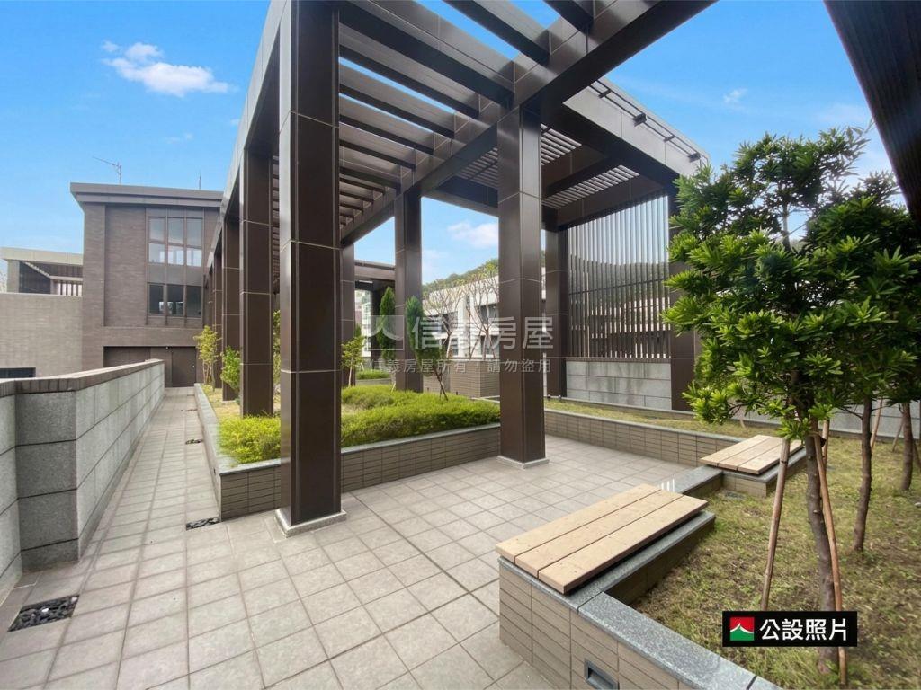 一靚綠意邊間樓中樓雙車位房屋室內格局與周邊環境