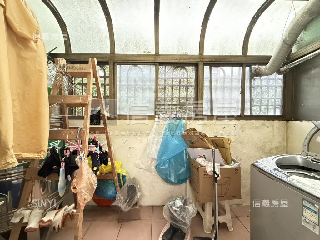 東勇街邊間透天房屋室內格局與周邊環境
