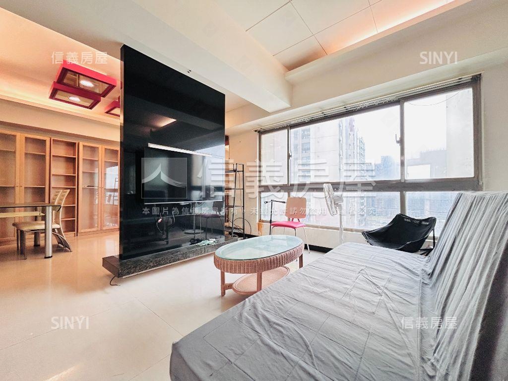 悅灣３房雙車位房屋室內格局與周邊環境