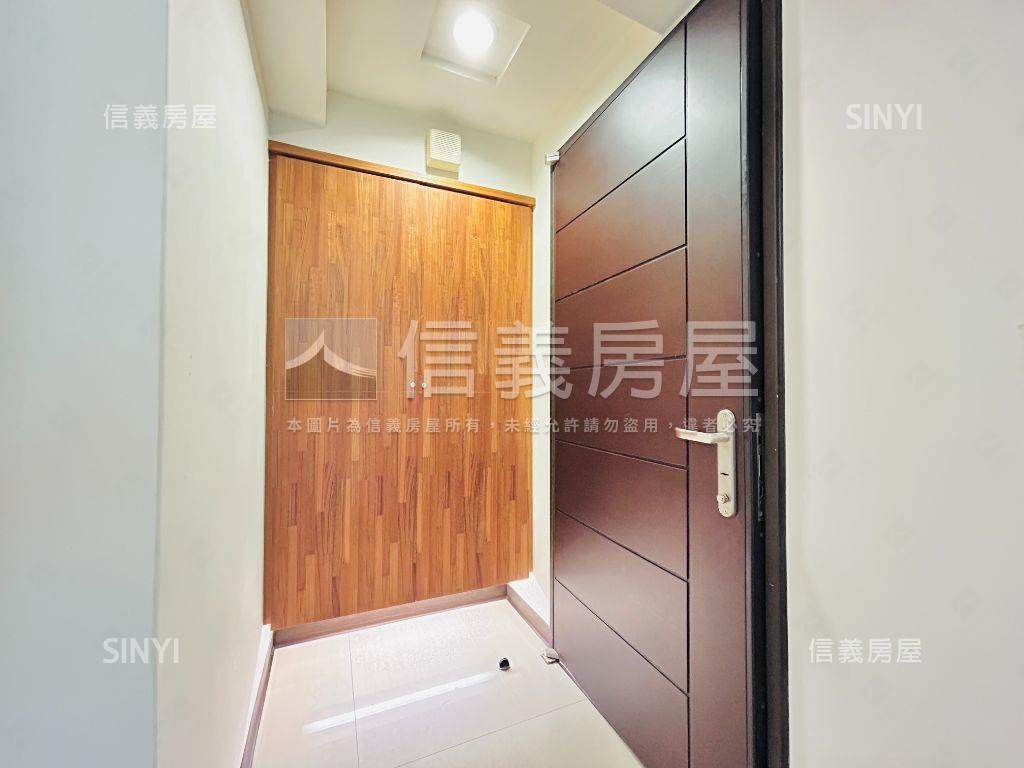 悅灣３房雙車位房屋室內格局與周邊環境