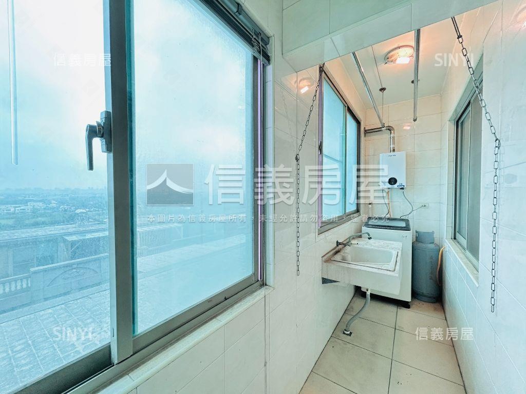 悅灣３房雙車位房屋室內格局與周邊環境