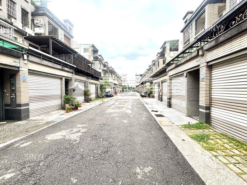 正土庫透天國雅典美車墅房屋室內格局與周邊環境