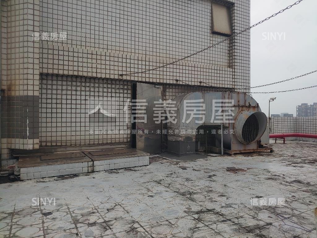 新春街‧機能豐富電梯三房房屋室內格局與周邊環境