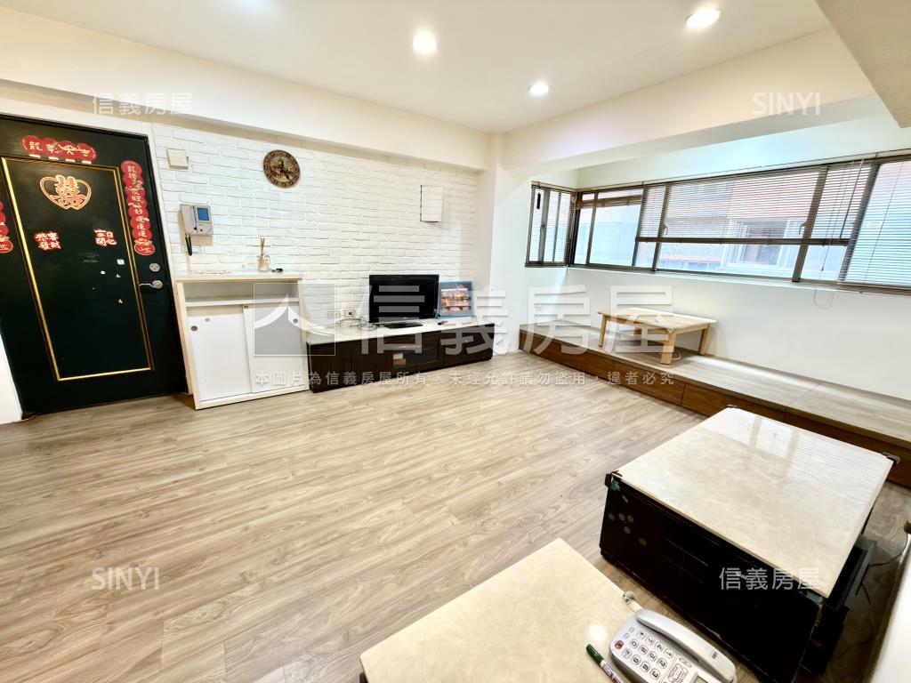 雅仕堡●靜巷方正電梯三房房屋室內格局與周邊環境