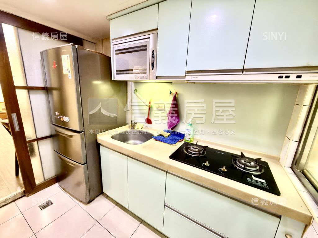 雅仕堡●靜巷方正電梯三房房屋室內格局與周邊環境