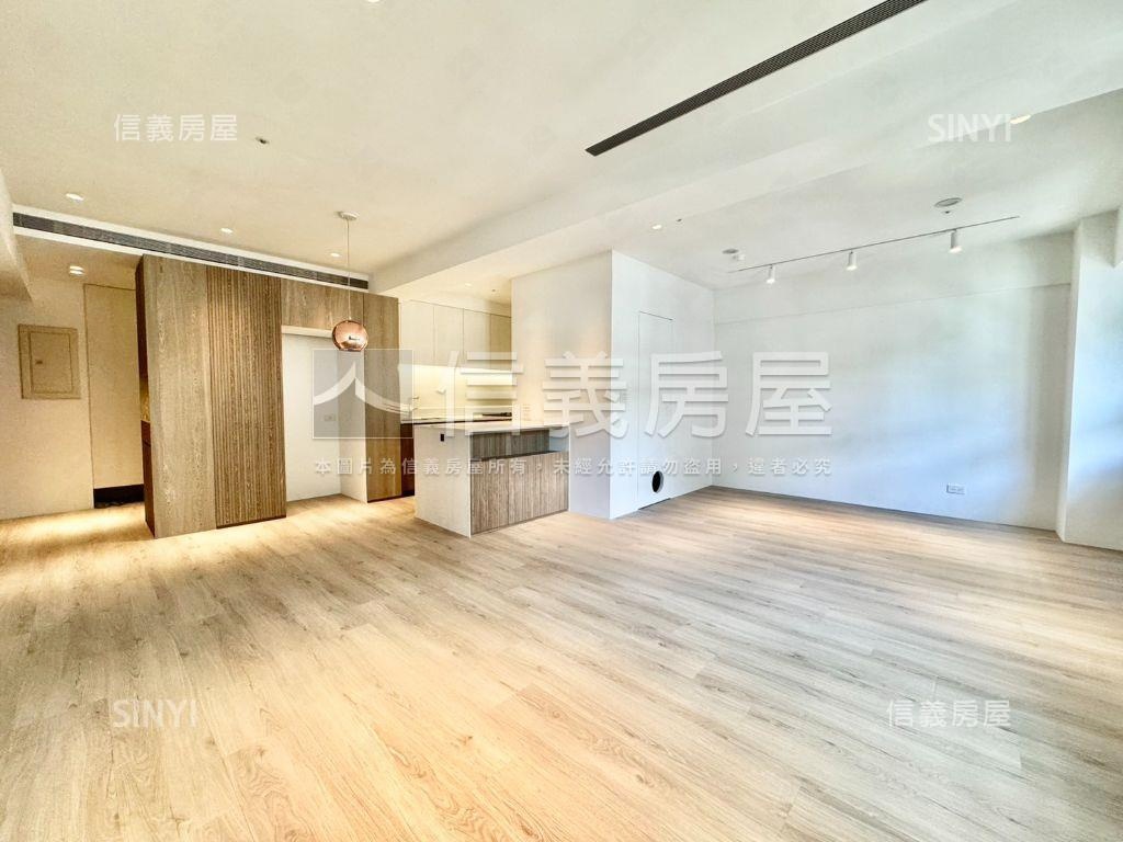 新＊天闊方正裝潢美屋房屋室內格局與周邊環境