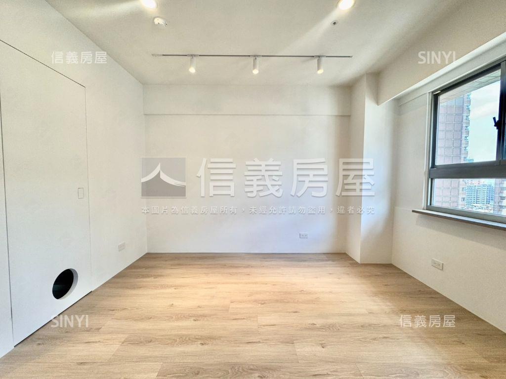 新＊天闊方正裝潢美屋房屋室內格局與周邊環境
