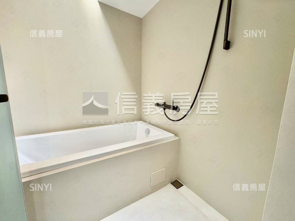 新＊天闊方正裝潢美屋房屋室內格局與周邊環境