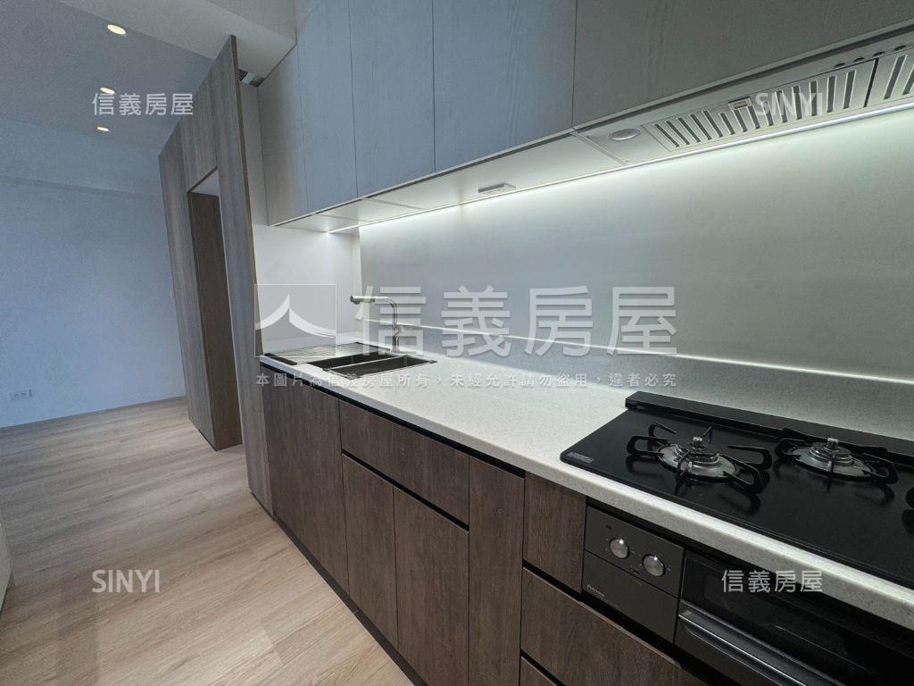 新＊天闊方正裝潢美屋房屋室內格局與周邊環境