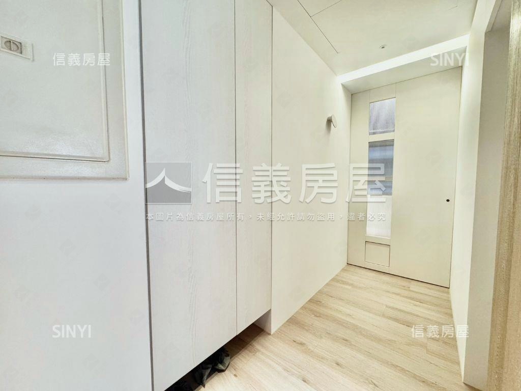 新＊天闊方正裝潢美屋房屋室內格局與周邊環境