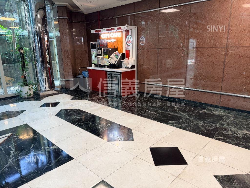 汐止經緯中心頂樓廠辦房屋室內格局與周邊環境