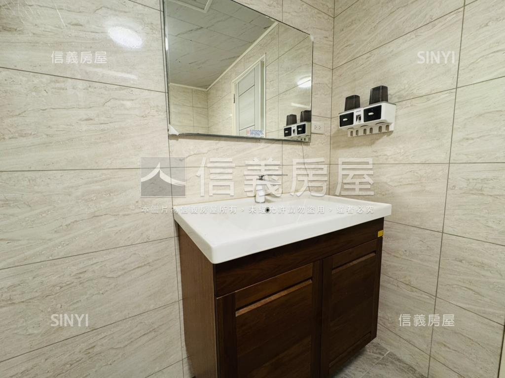 近雙輕軌亞灣小資宅房屋室內格局與周邊環境