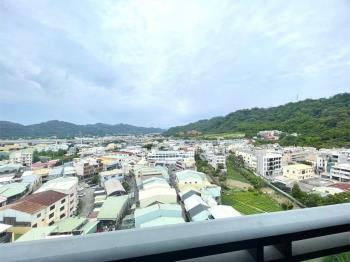 豐原次頂樓兩房裝潢視野戶