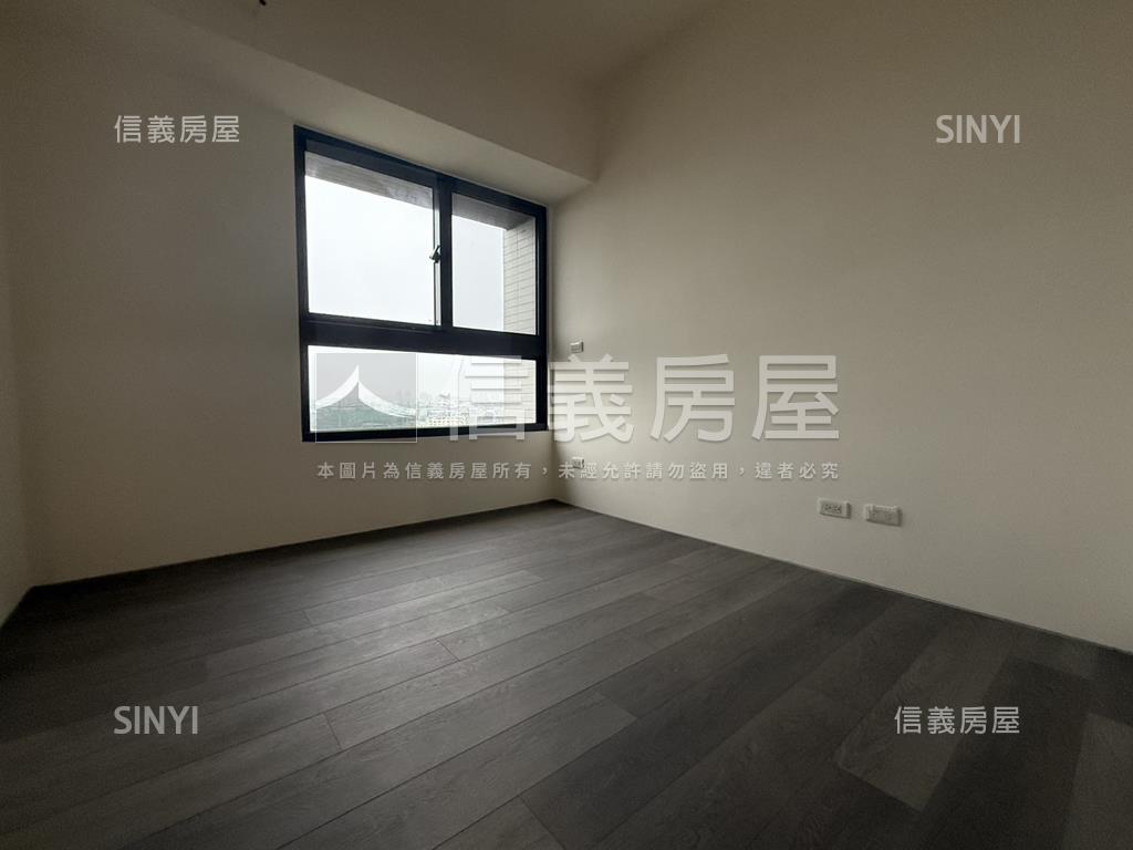 洲際。萬豪景兩房車位房屋室內格局與周邊環境