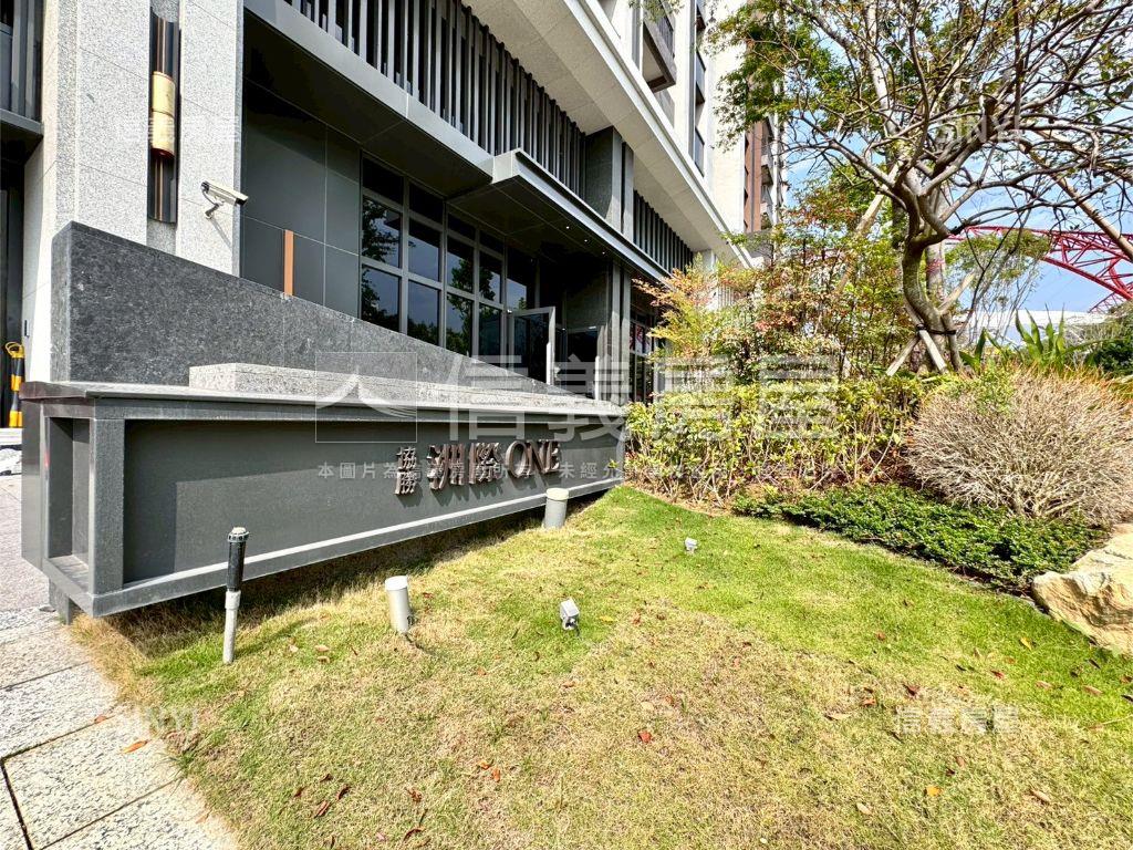 洲際ＯＮＥ美景兩房車位房屋室內格局與周邊環境