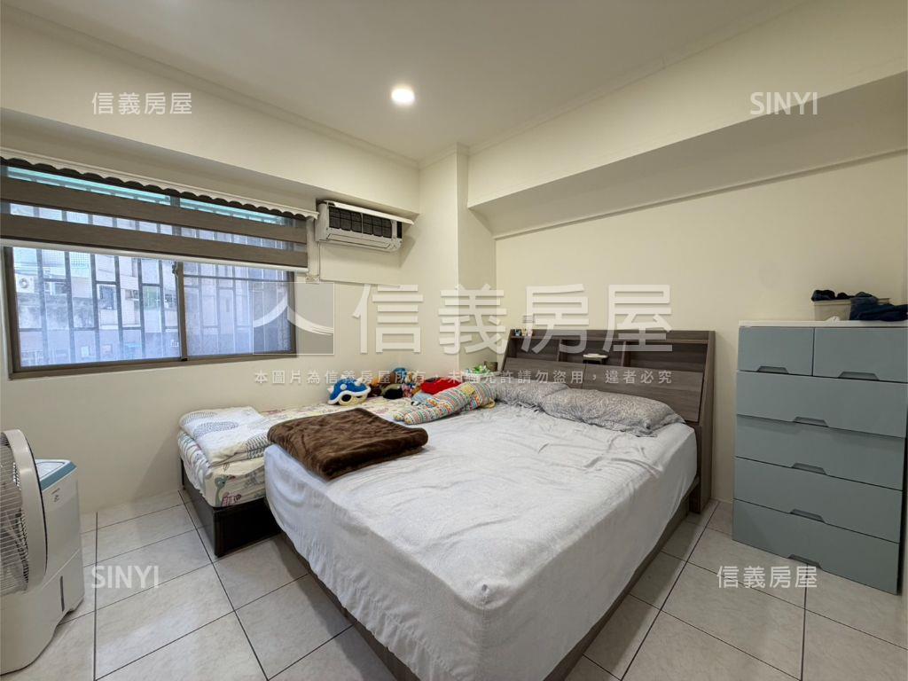 宏總新中國三房車位房屋室內格局與周邊環境