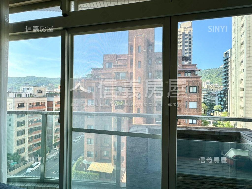 天玉管理景觀４房車位房屋室內格局與周邊環境
