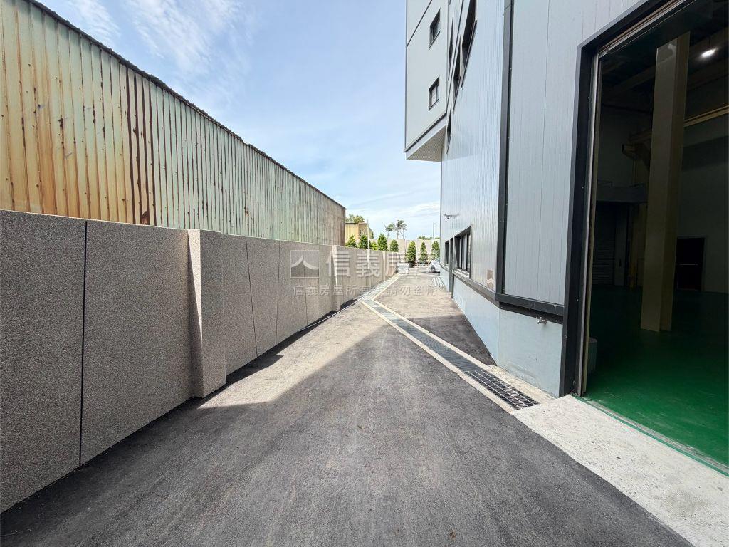 楊梅全新挑高天車廠房房屋室內格局與周邊環境