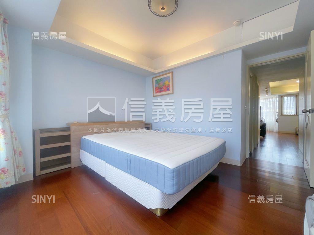 大安站．藝術家．兩房車位房屋室內格局與周邊環境