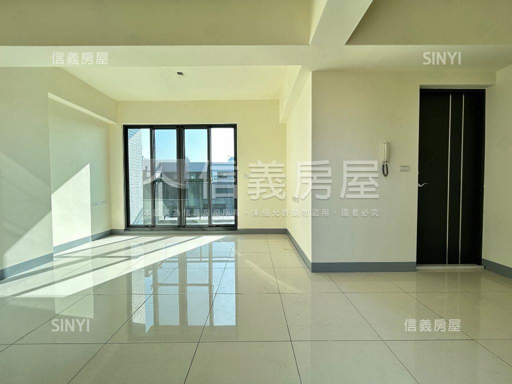 花壇全新大面寬透天４房屋室內格局與周邊環境