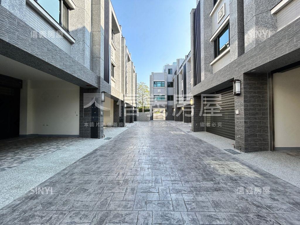 花壇全新大面寬透天４房屋室內格局與周邊環境