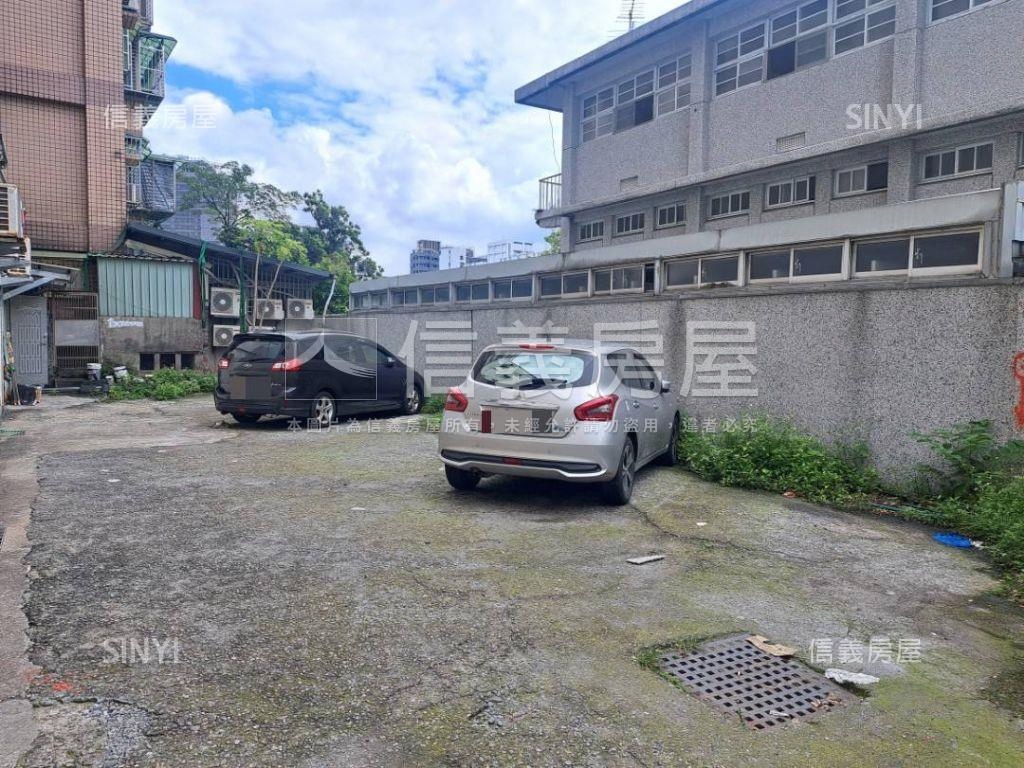 中正北路大空間三樓房屋室內格局與周邊環境