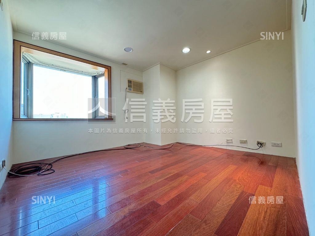 溫莎高樓景觀平面車位房屋室內格局與周邊環境