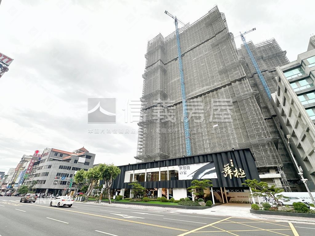 京城舞極Ａ３二房一室平車房屋室內格局與周邊環境
