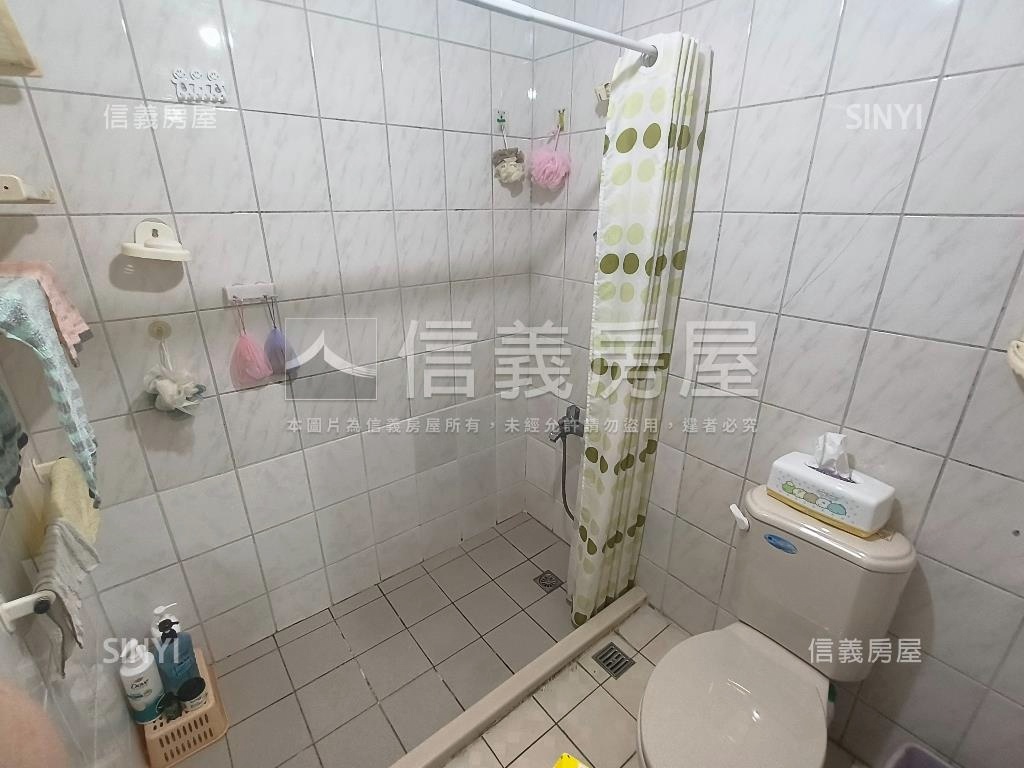 鳳翔吉第三房車位房屋室內格局與周邊環境