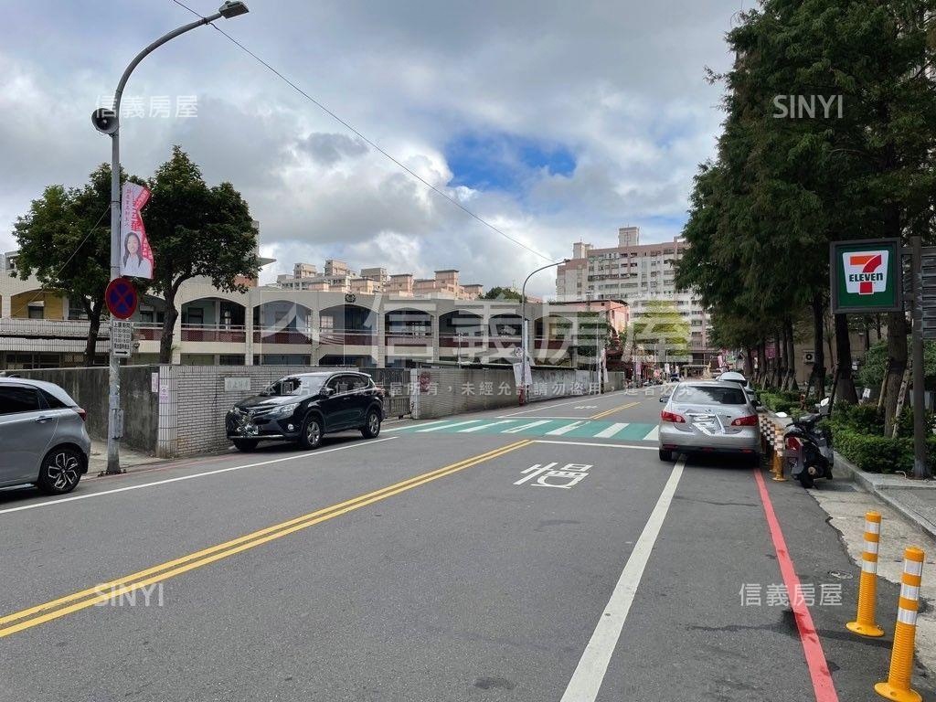新帝標低總價金店面房屋室內格局與周邊環境
