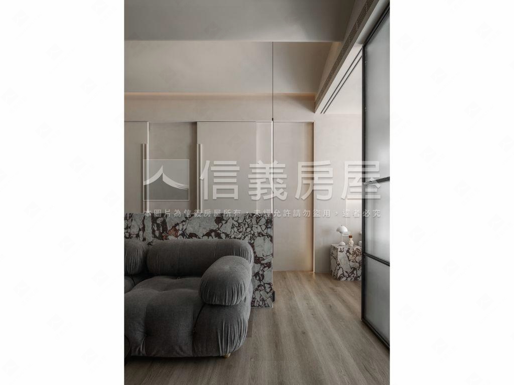 好美！國美建設進口裝潢宅房屋室內格局與周邊環境