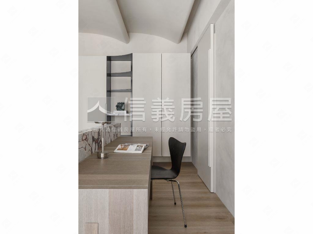 好美！國美建設進口裝潢宅房屋室內格局與周邊環境