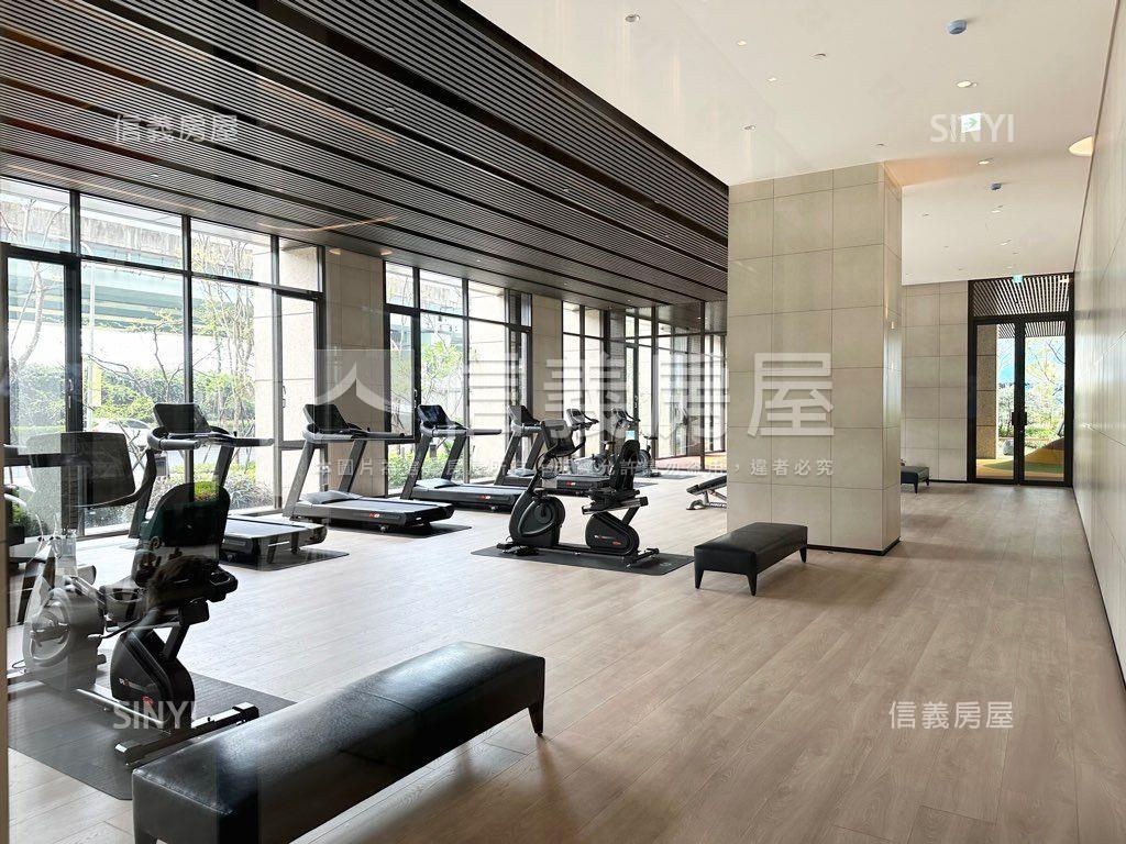 好美！國美建設進口裝潢宅房屋室內格局與周邊環境