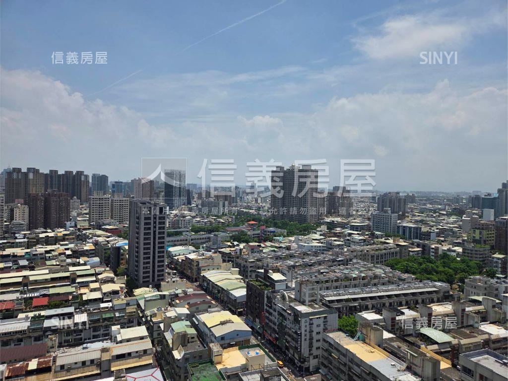 三多商圈高樓海景五房平車房屋室內格局與周邊環境