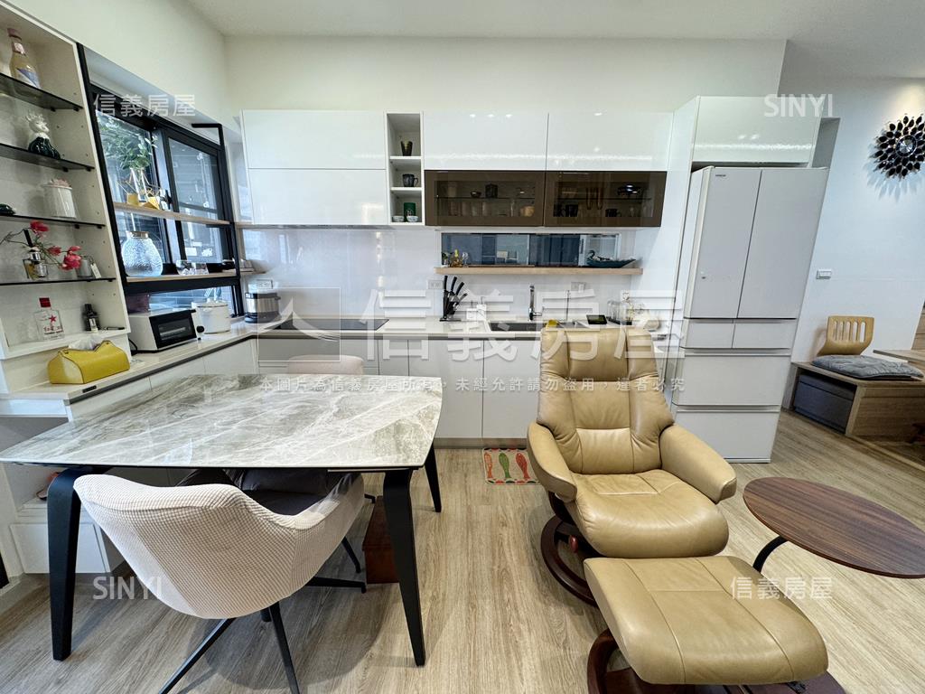 文化御璽質感兩房平車房屋室內格局與周邊環境