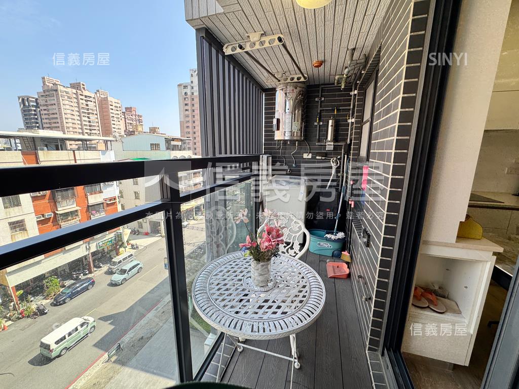 文化御璽質感兩房平車房屋室內格局與周邊環境