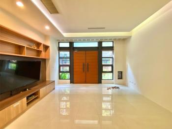 未來漢翔路旁車庫美別墅