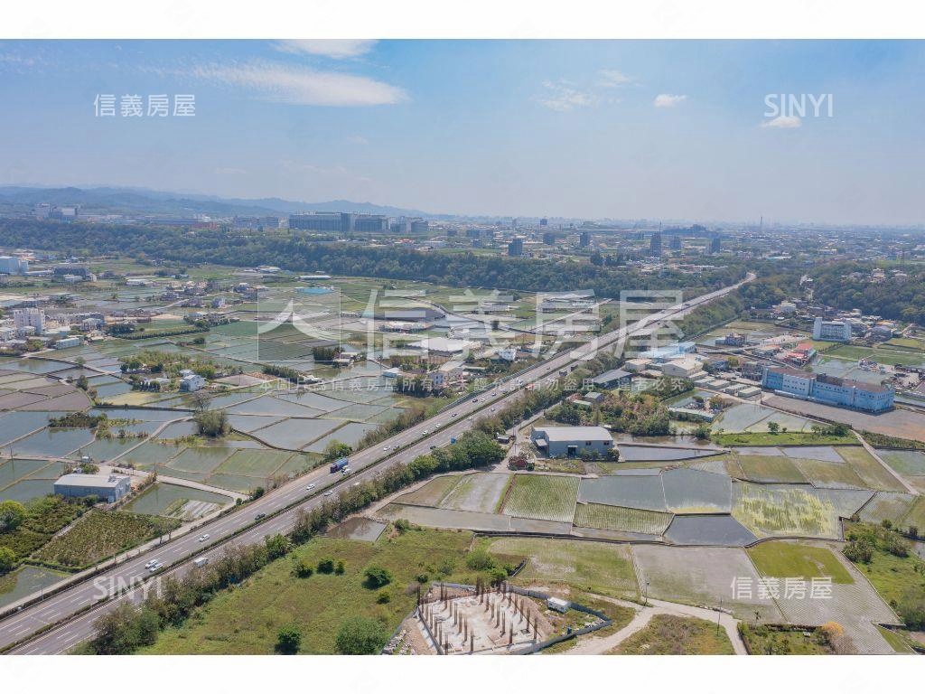后里近國道一號土地Ｂ房屋室內格局與周邊環境