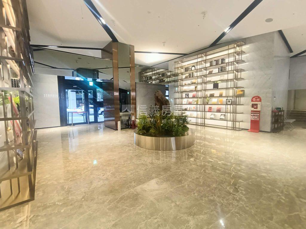 永雄卓閱高樓美景房屋室內格局與周邊環境