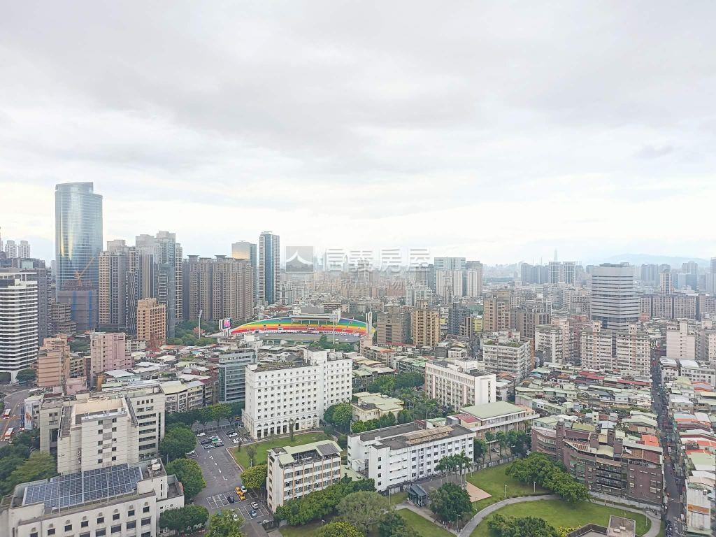 永雄卓閱高樓美景房屋室內格局與周邊環境