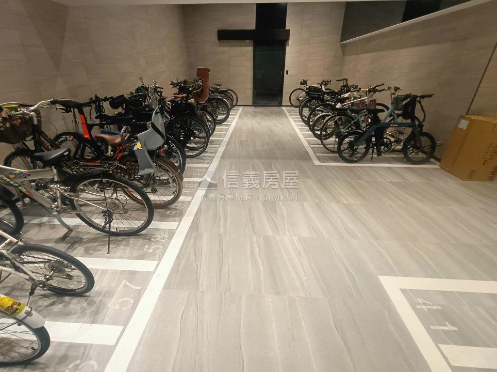 永雄卓閱高樓美景房屋室內格局與周邊環境
