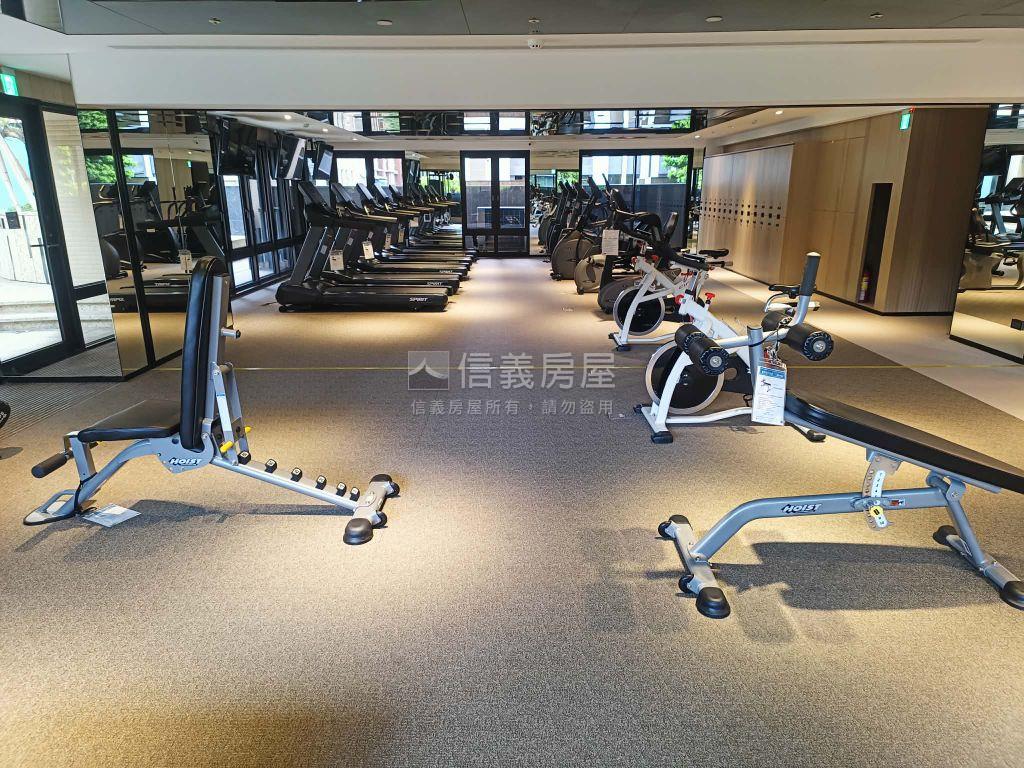 永雄卓閱高樓美景房屋室內格局與周邊環境
