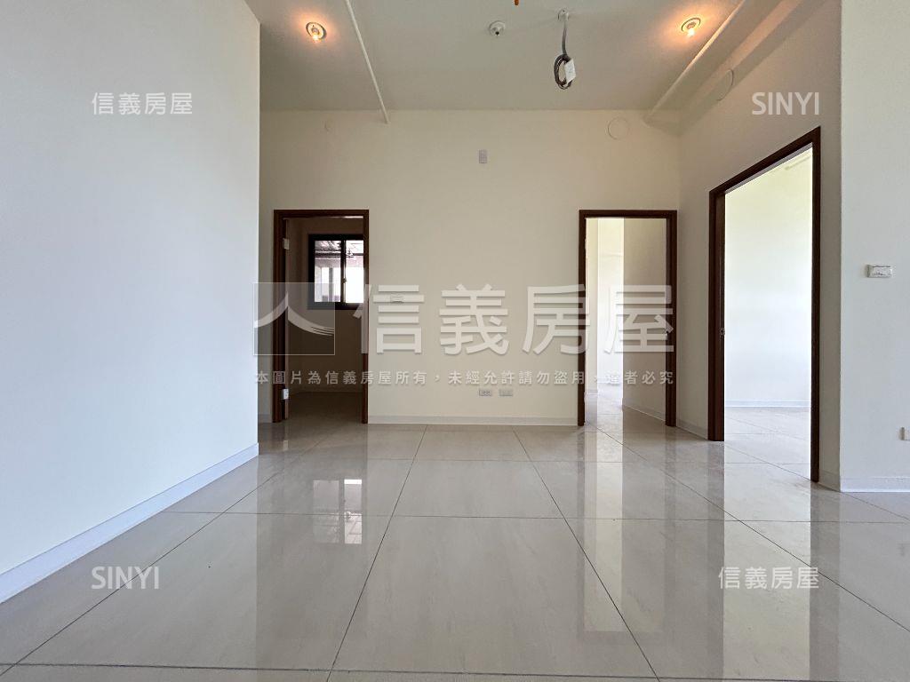 河景房。立川琚次頂樓房屋室內格局與周邊環境