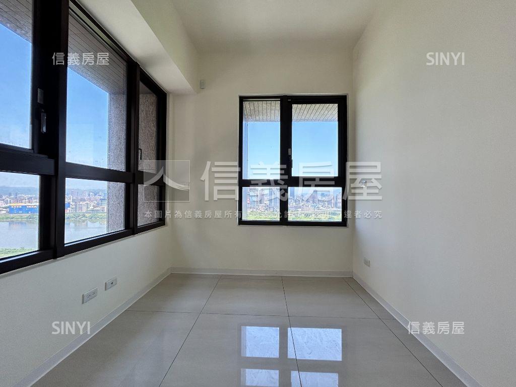 河景房。立川琚次頂樓房屋室內格局與周邊環境