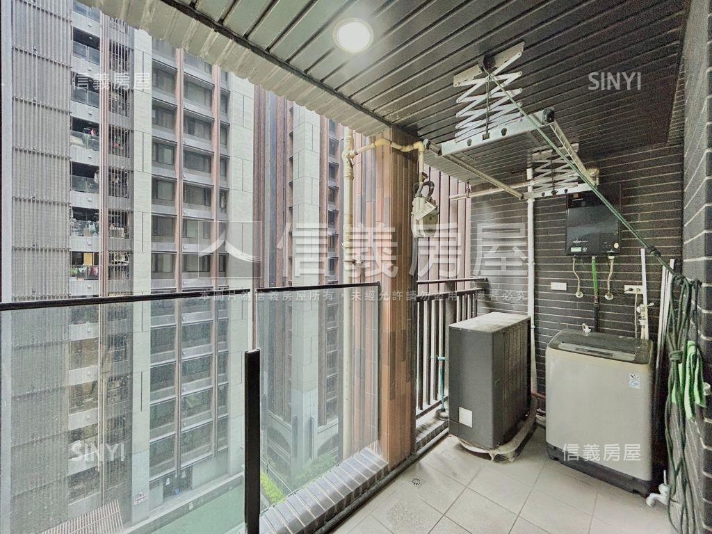 國賓大悅美２房急售價可談房屋室內格局與周邊環境