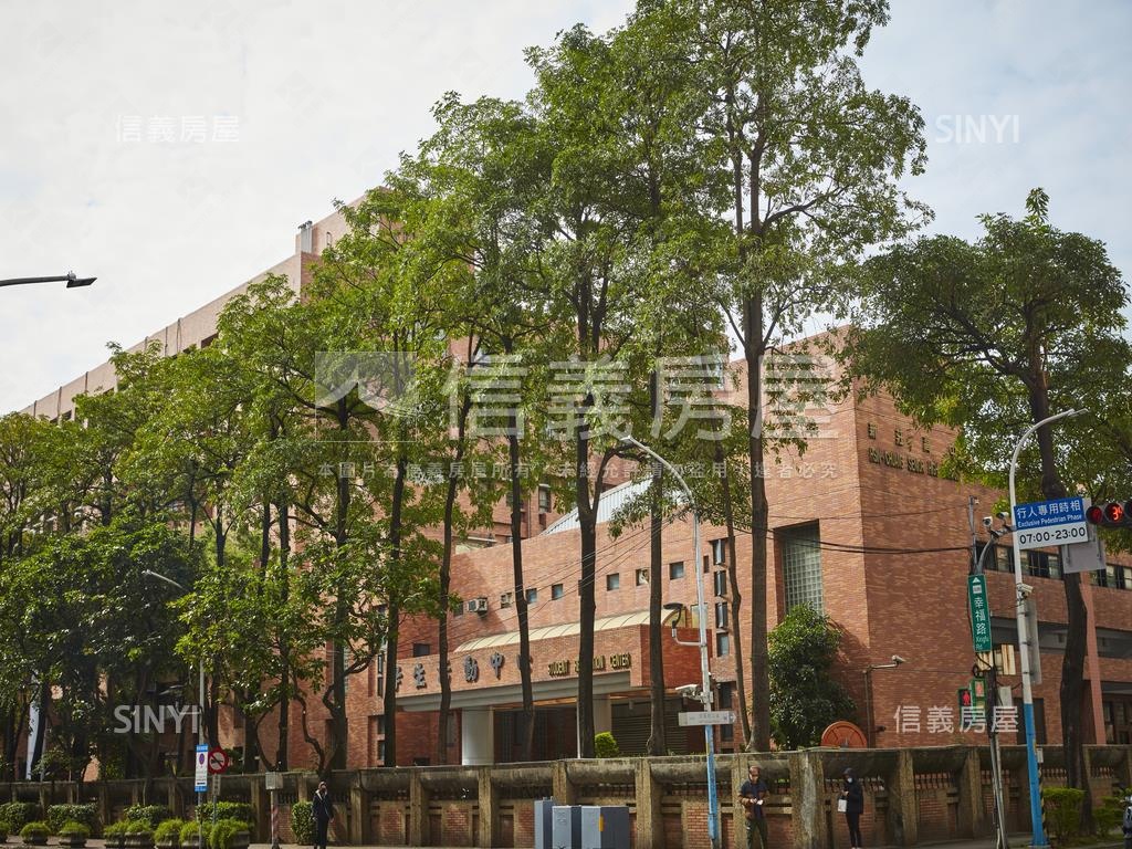 豐隆昕誠Ａ１拾樓房屋室內格局與周邊環境