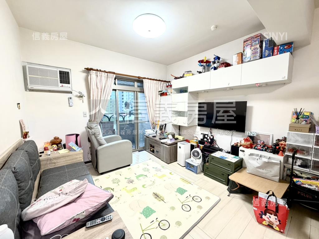 首席特區三房坡平車位房屋室內格局與周邊環境