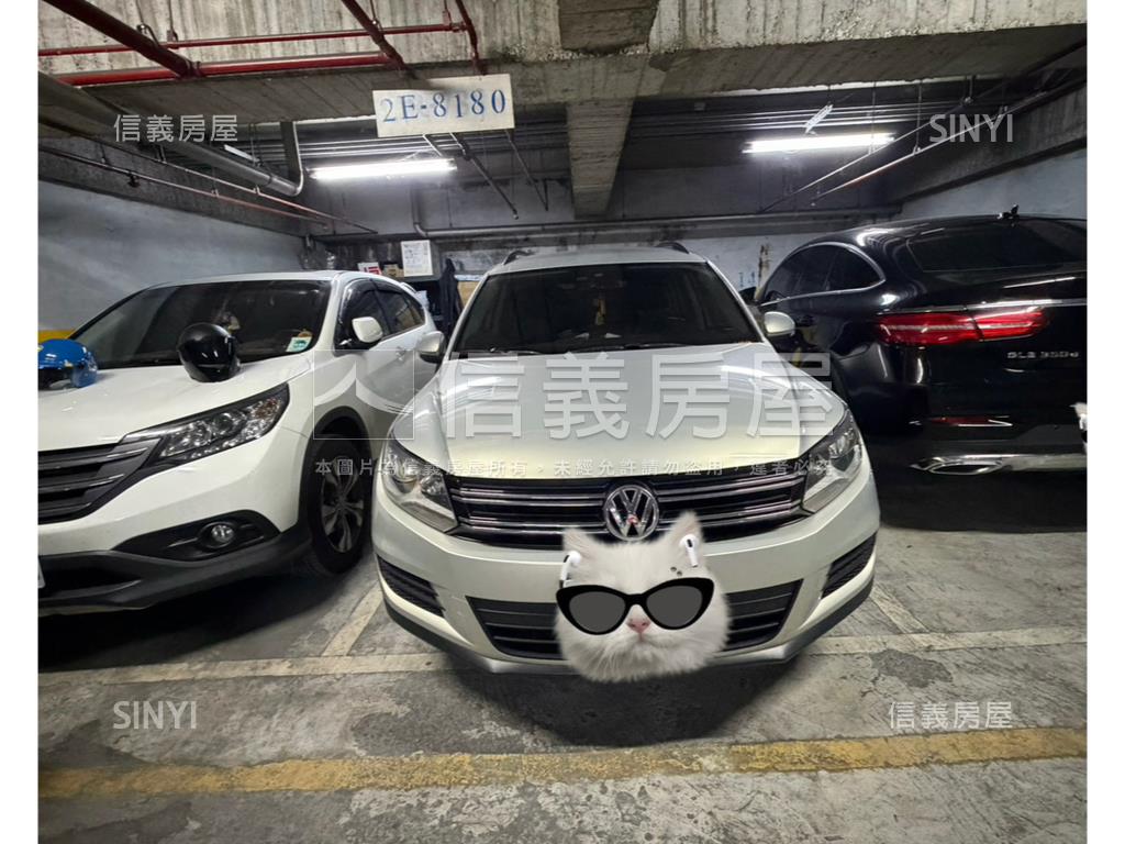 首席特區三房坡平車位房屋室內格局與周邊環境