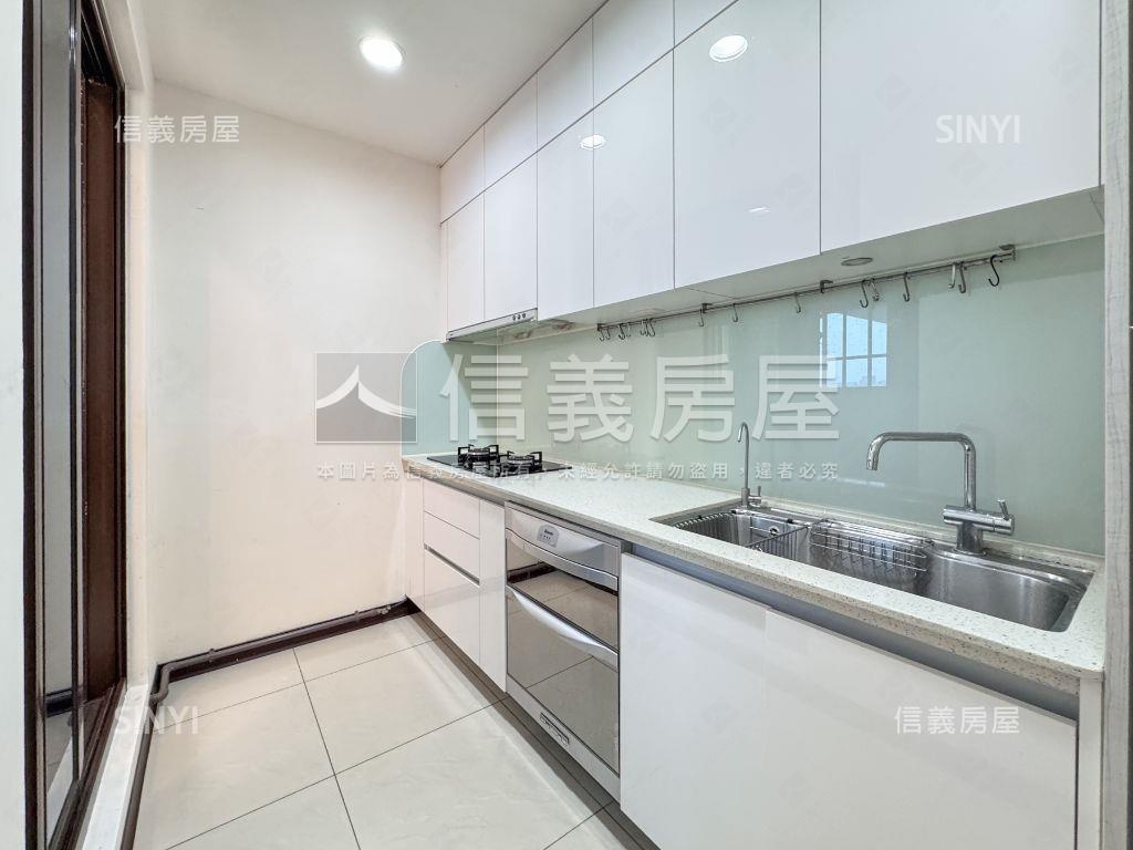禾美高樓採光美２房房屋室內格局與周邊環境