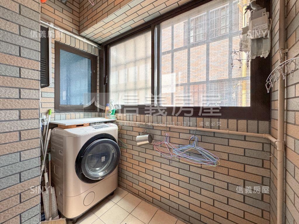 禾美高樓採光美２房房屋室內格局與周邊環境